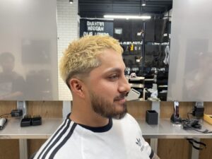 金髪ショート ブリーチ リレーション 難波 浪速区 メンズ美容室 理容室 バーバー